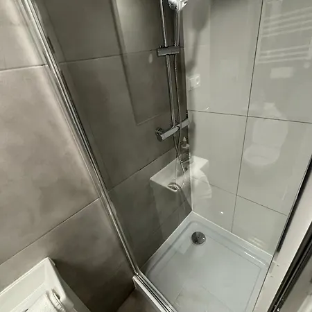 22 - Ghetto Heroes Square